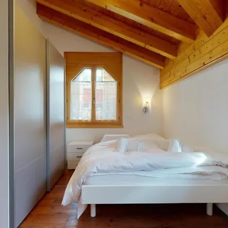 Octogon Apartment Leukerbad